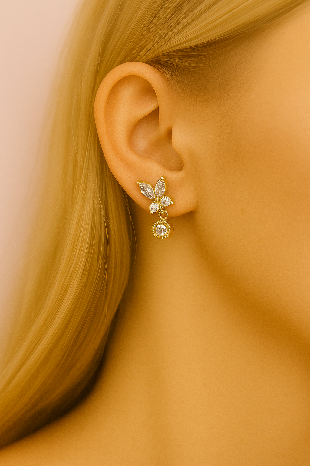 PIERCING PAULA