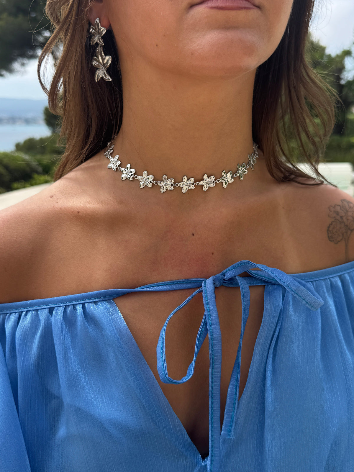 COLLIER BLOSSOM